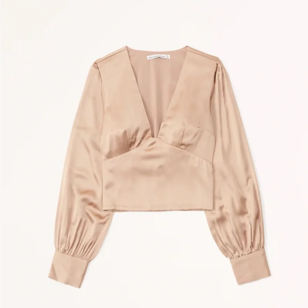 Abercrombie & Fitch Champagne Long-Sleeve Satin Puff Sleeve Top - Picture 1 of 5